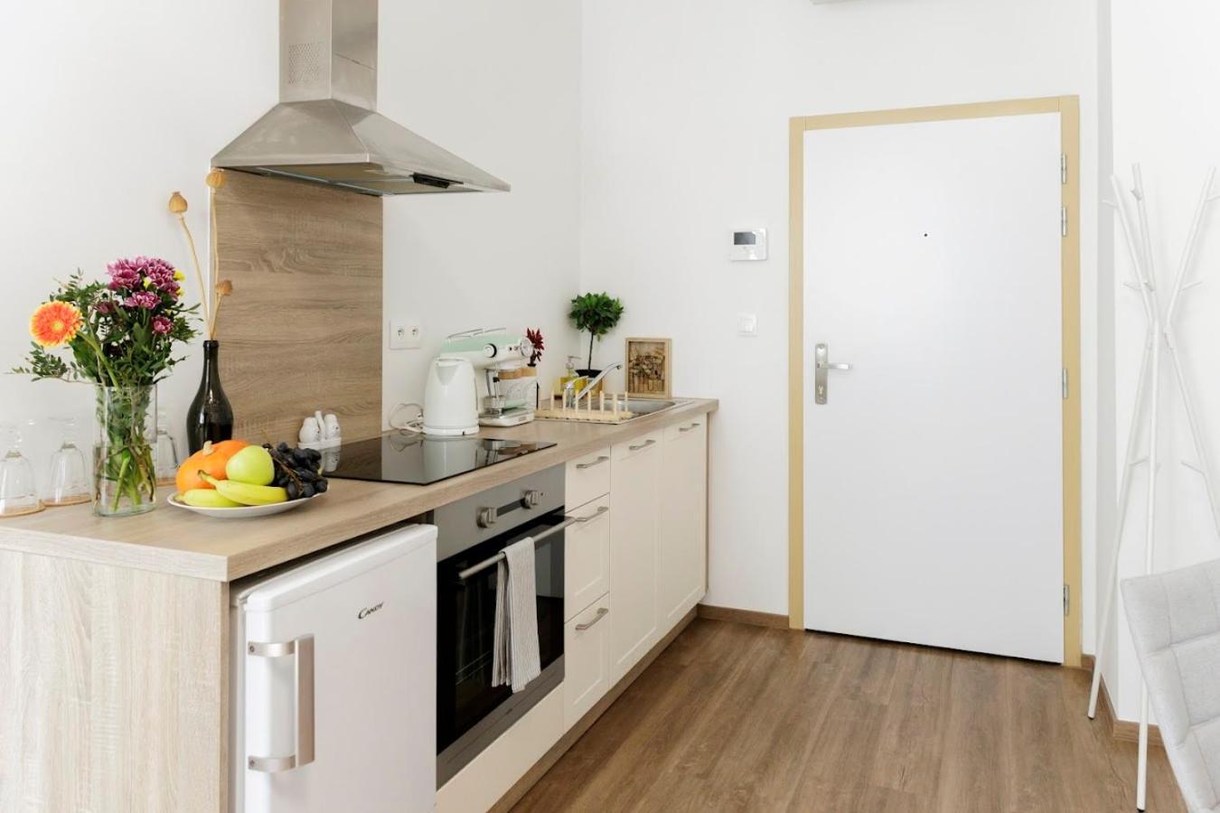 Апартаменты Boutique Flat In Old Town Братислава Экстерьер фото