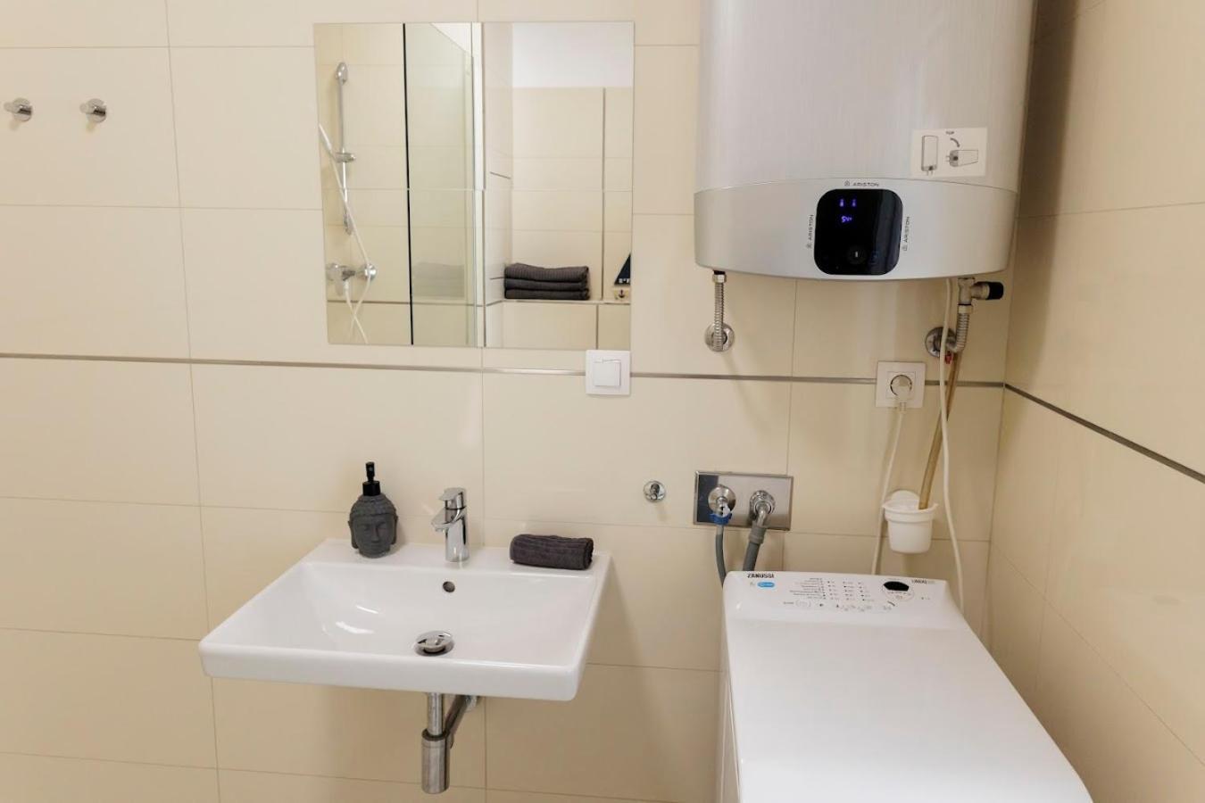 Апартаменты Boutique Flat In Old Town Братислава Экстерьер фото