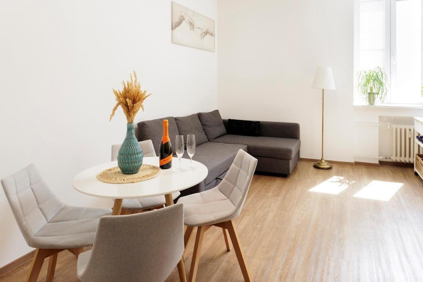 Апартаменты Boutique Flat In Old Town Братислава Экстерьер фото